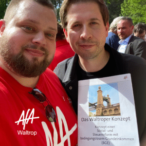 Malte Salmen mit Kevin Kühnert und dem BGE Konzept